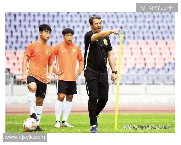 如何撰写精彩的足球征文让你的观点与热情在文字中闪耀 如何撰写精彩的足球征文让你的观点与热情在文字中闪耀